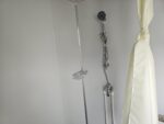 Sanitário Portátil com Duche Integrado e Cortina - Image 7